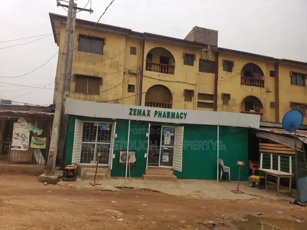 3bdrm Block of Flats in Egbeda Lagos for sale