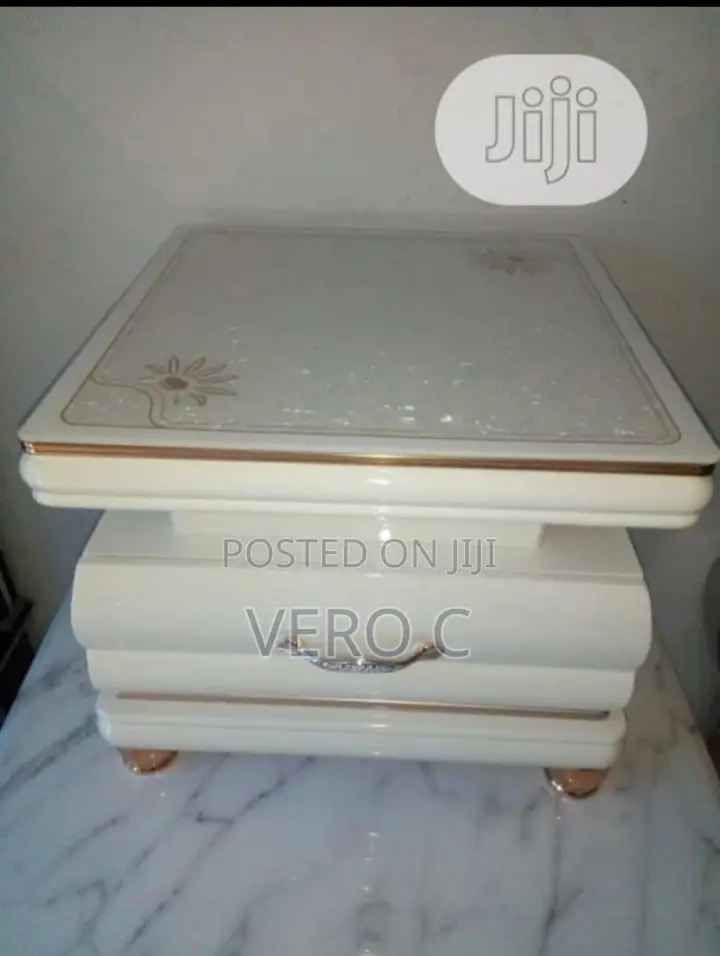 Foreign Quality Mini Centre Table With Drawer