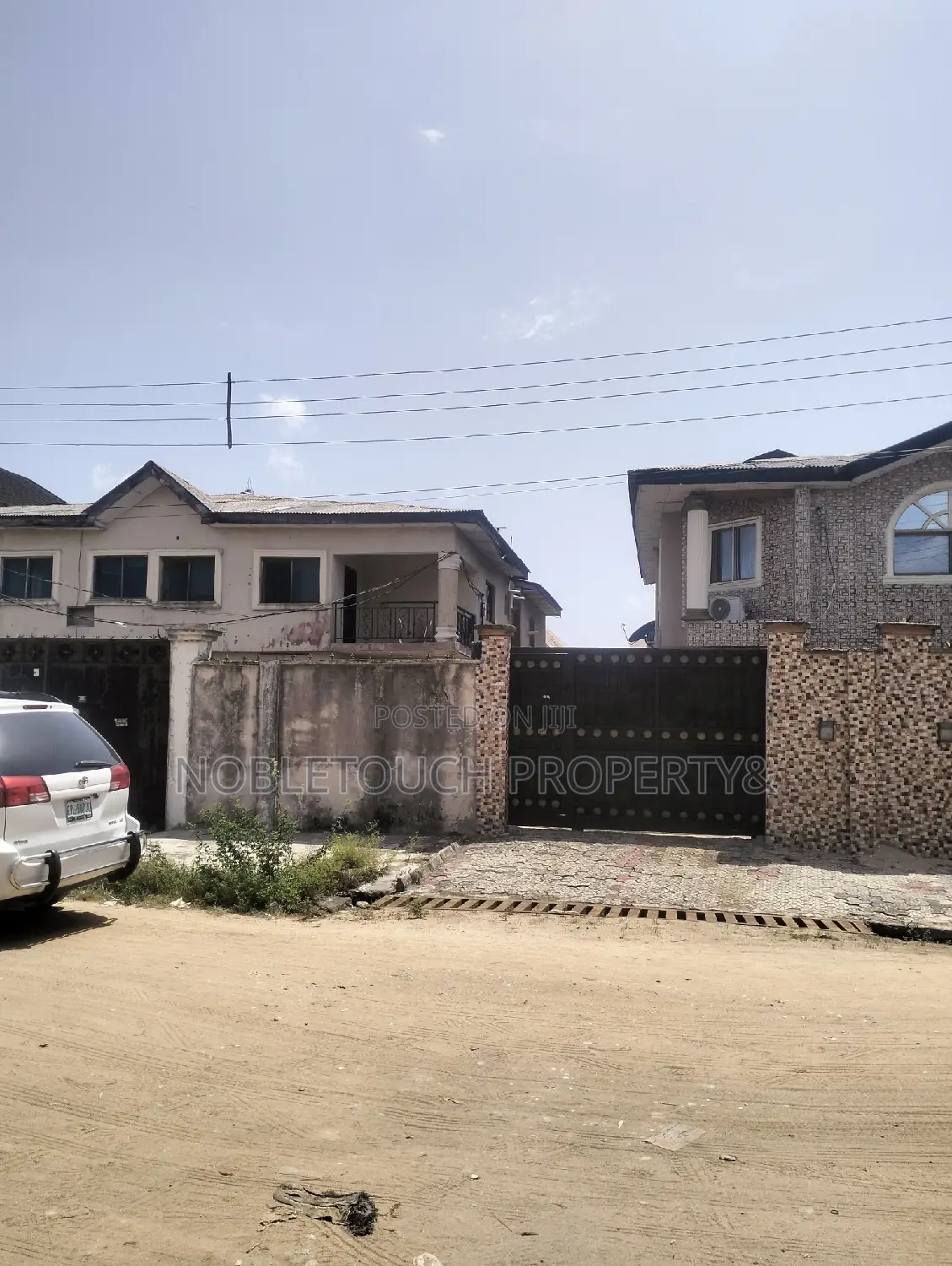 3bdrm Block of Flats in Amuwo Odofin Lagos for sale