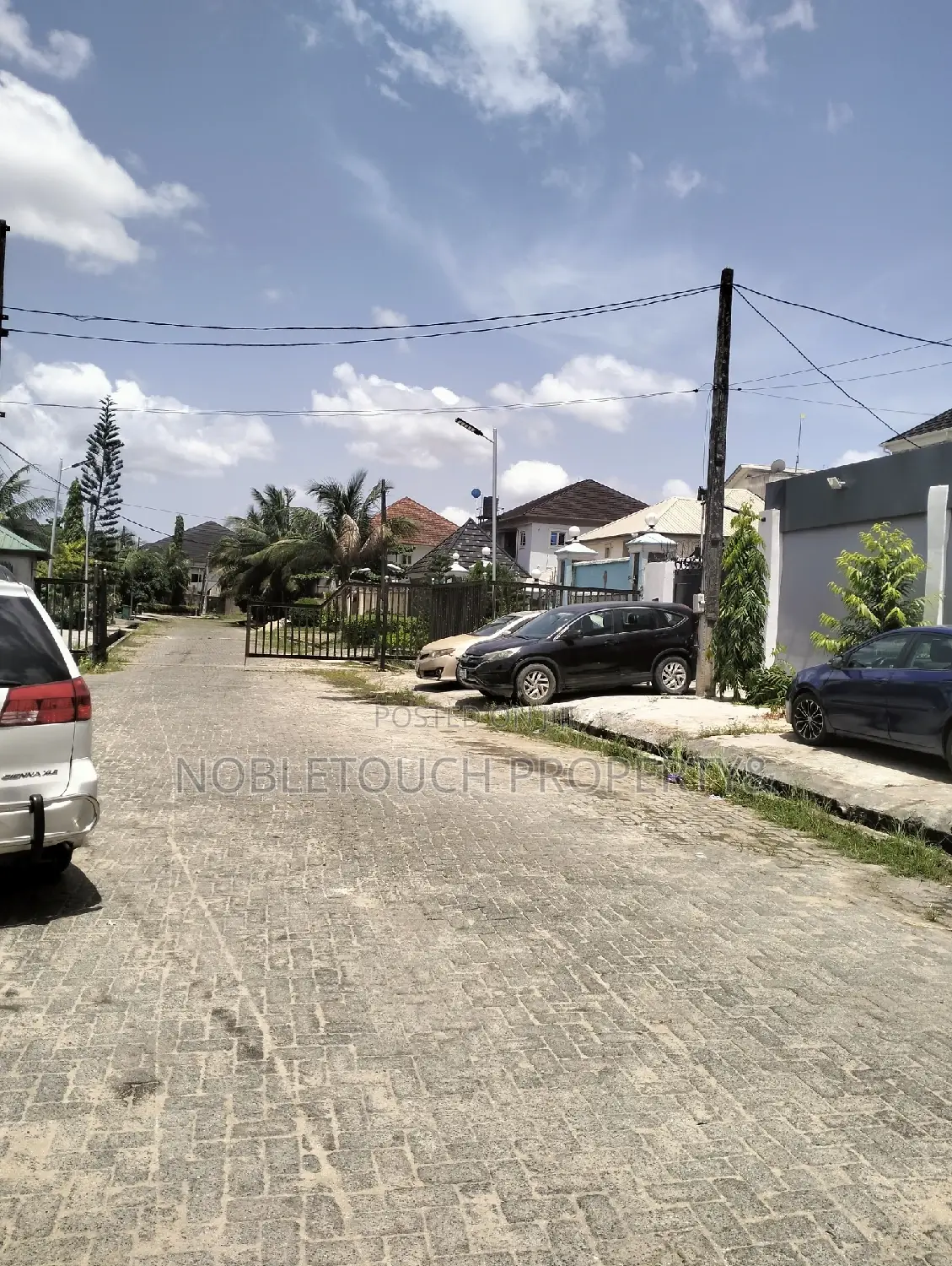 5bdrm Duplex in Amuwo Odofin Lagos for sale