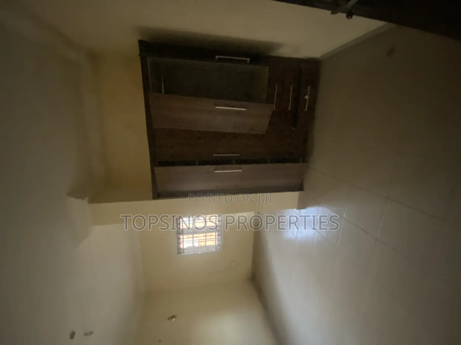 3bdrm Block of Flats in Dawaki for rent