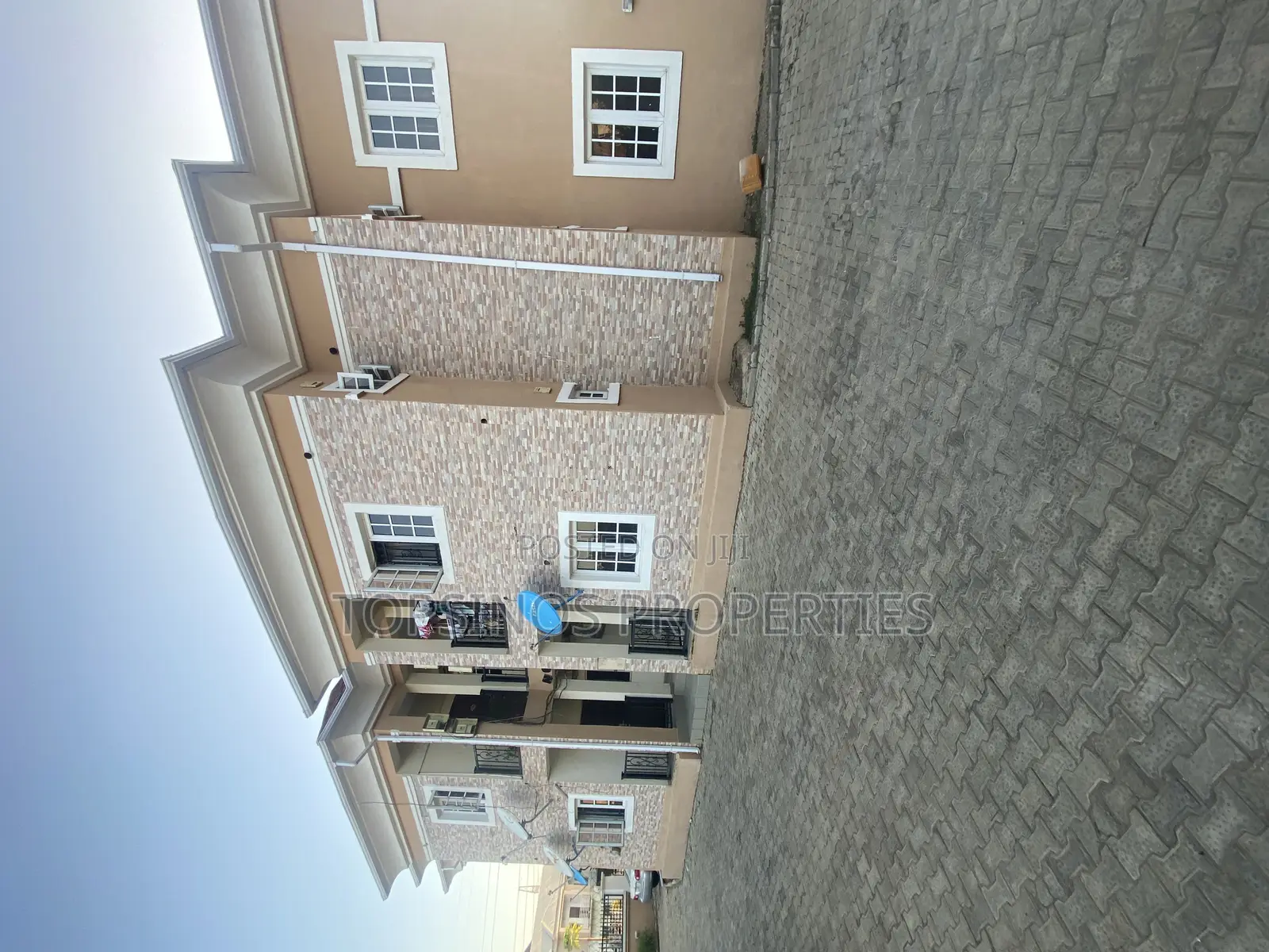 3bdrm Block of Flats in Dawaki for rent