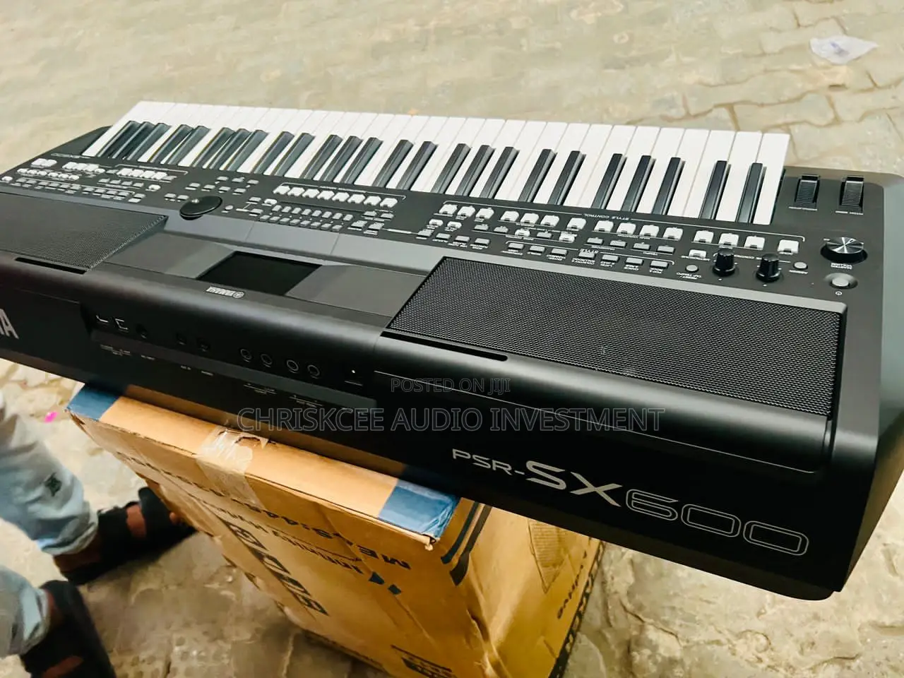Yamaha PSR- Sx600 Keyboard