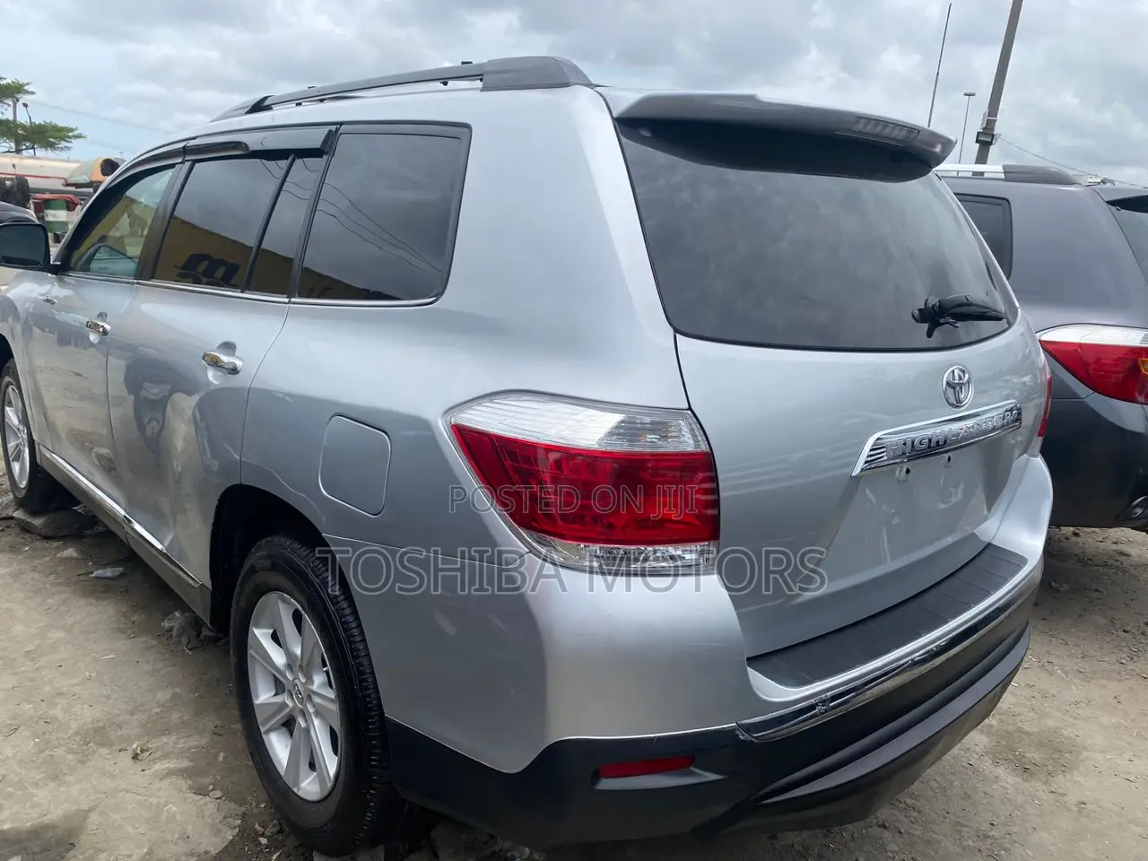 Toyota Highlander SE 3.5L 4WD 2013 Silver