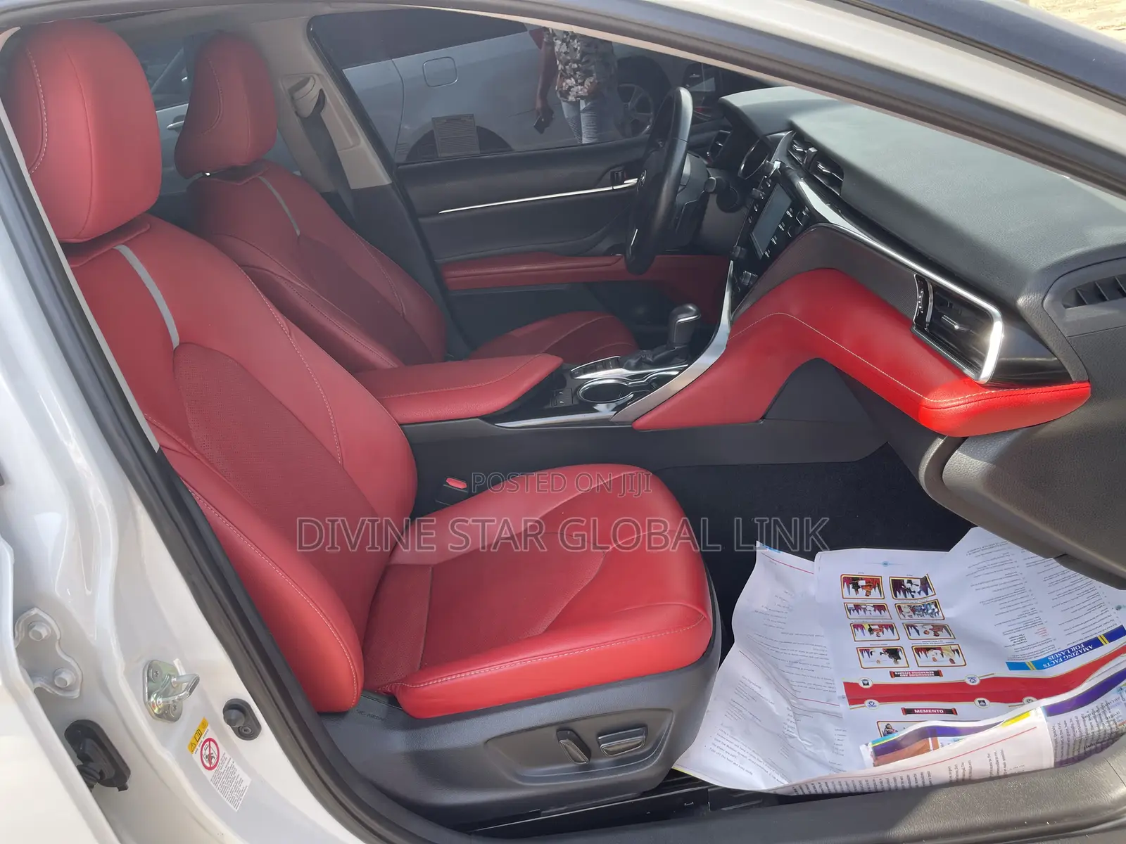 Toyota Camry XSE (2.5L 4cyl 8A) 2019 White