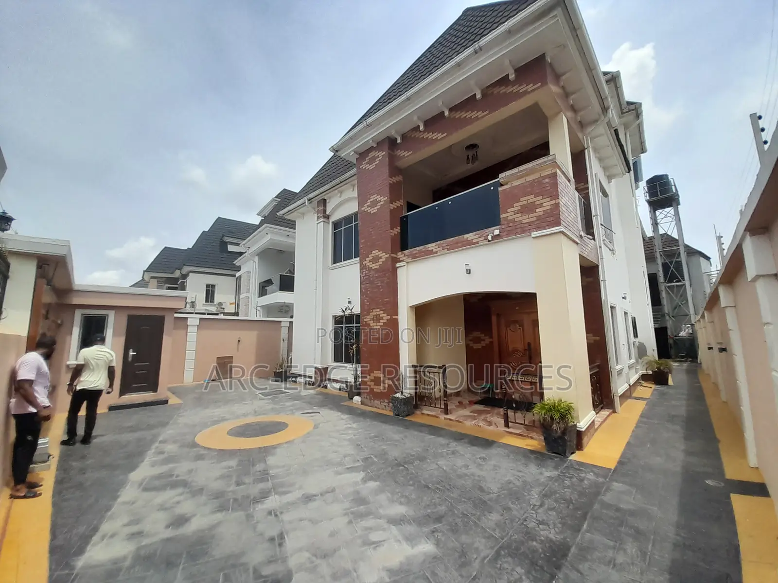 5bdrm Duplex in Apple Junction for sale