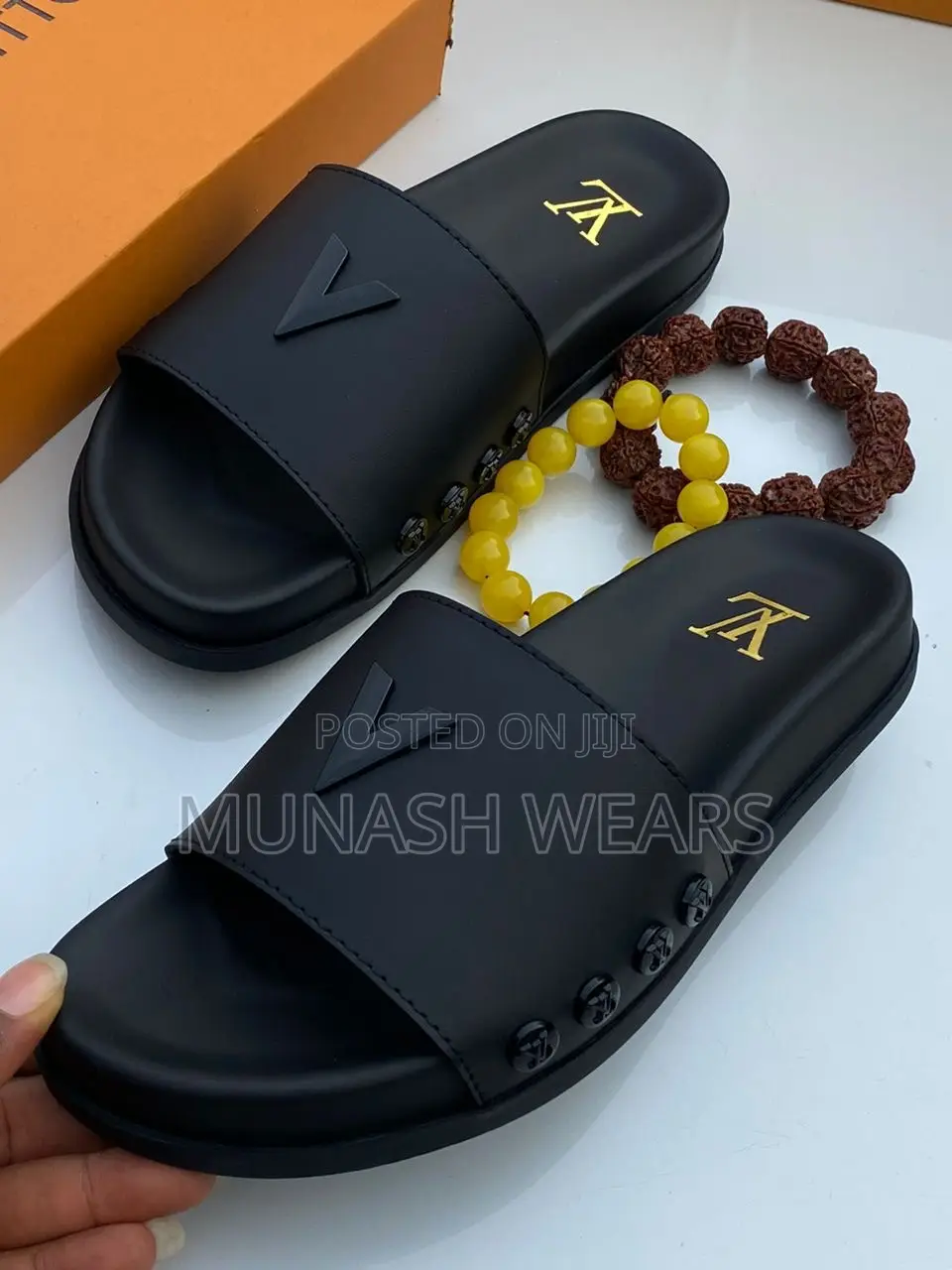 Louis Vuitton Luxury Slipers