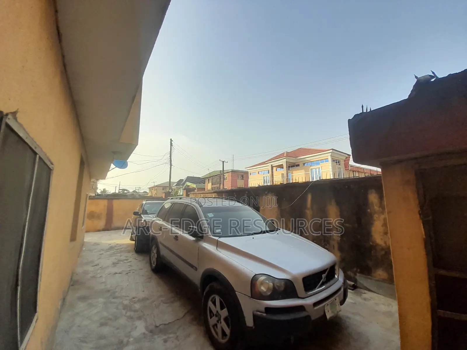 3bdrm Block of Flats in Ago Palace for sale