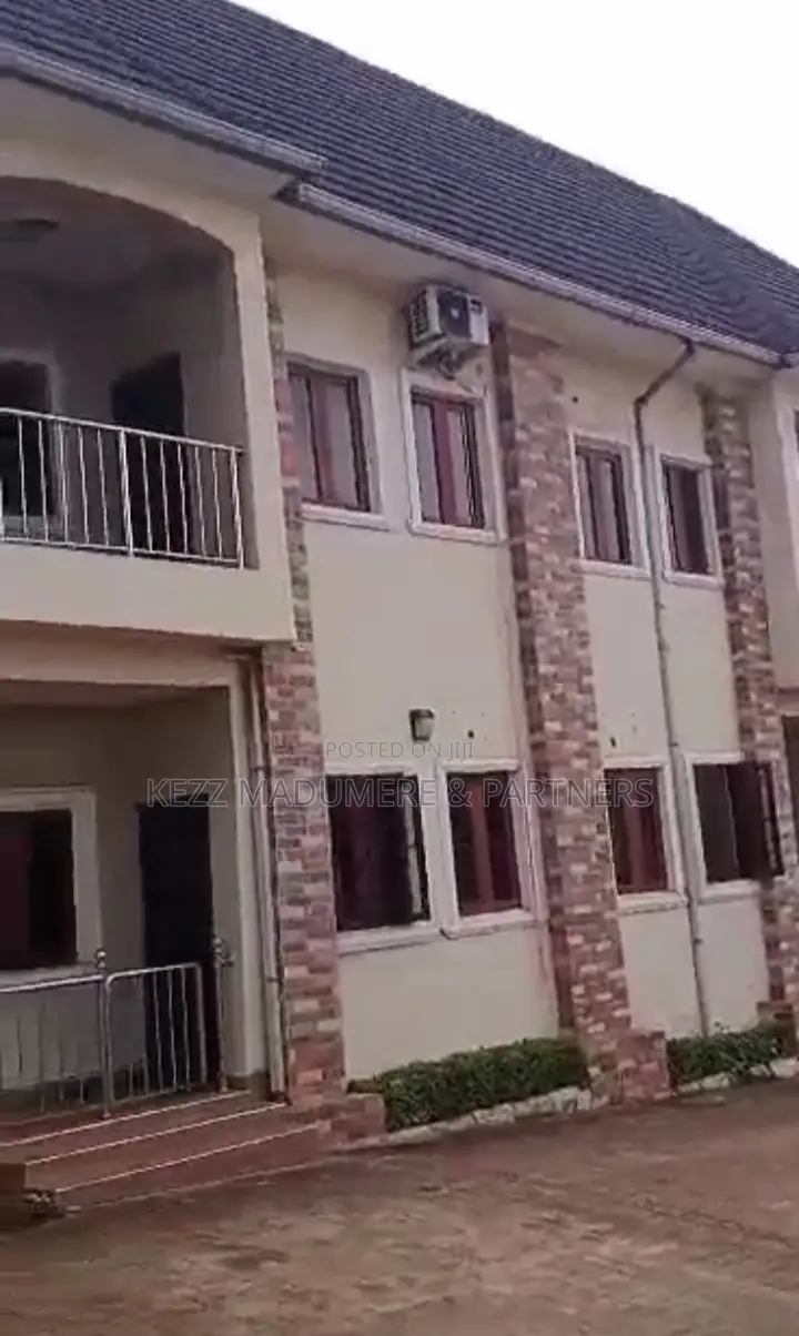 8bdrm Block of Flats in Near Ngozi Estate , for sale