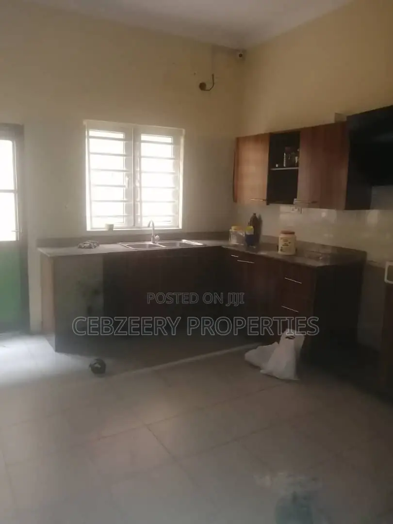 4bdrm Duplex in Riverlet Estate, Ojodu for rent