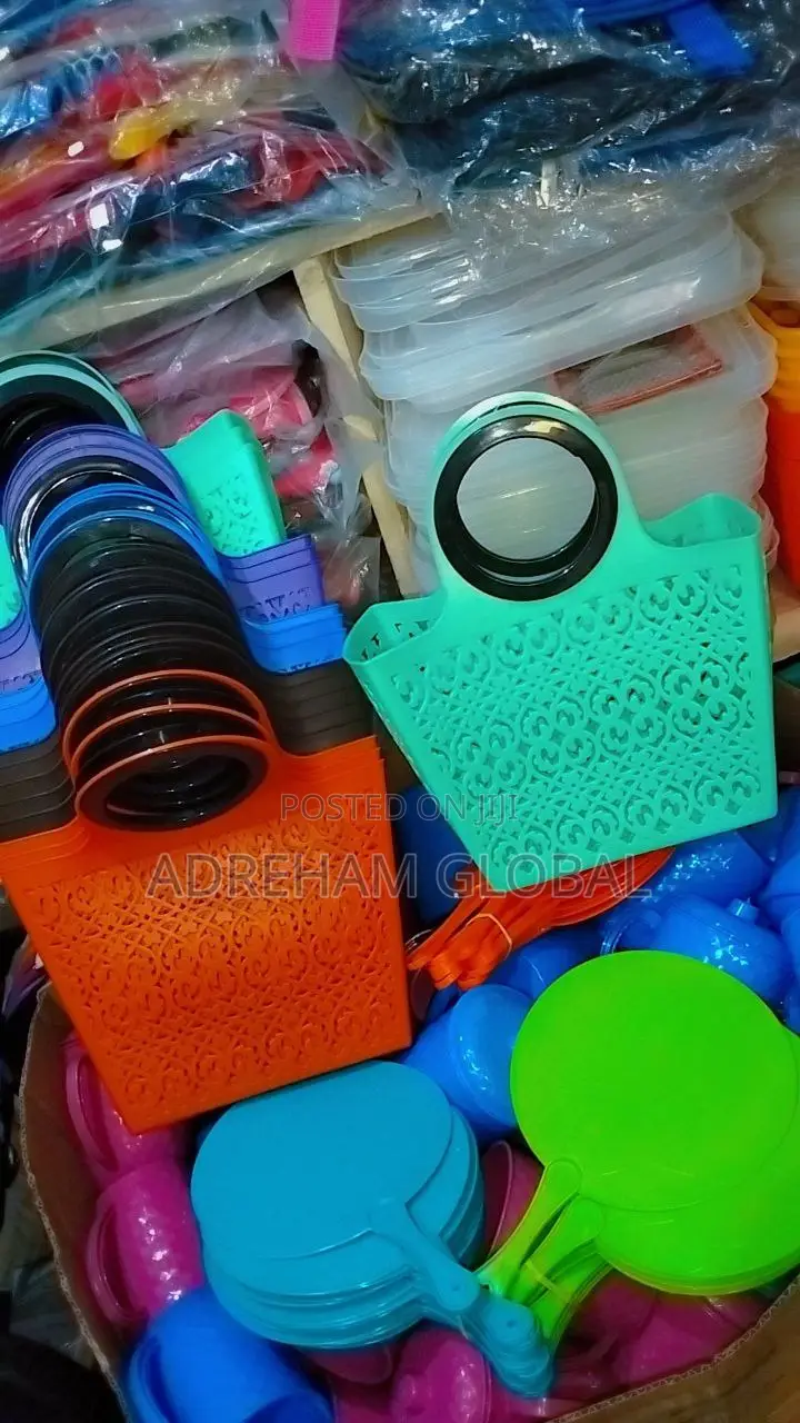 Happy Shopping Plastic Basket With Handle