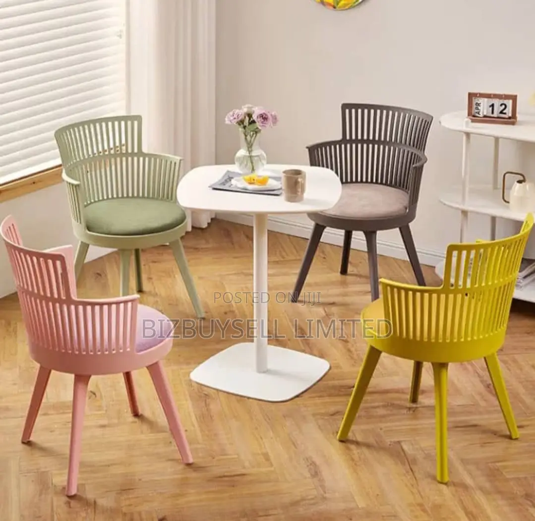 4 Seaters Executive Mini Dinning Table and Chiar.