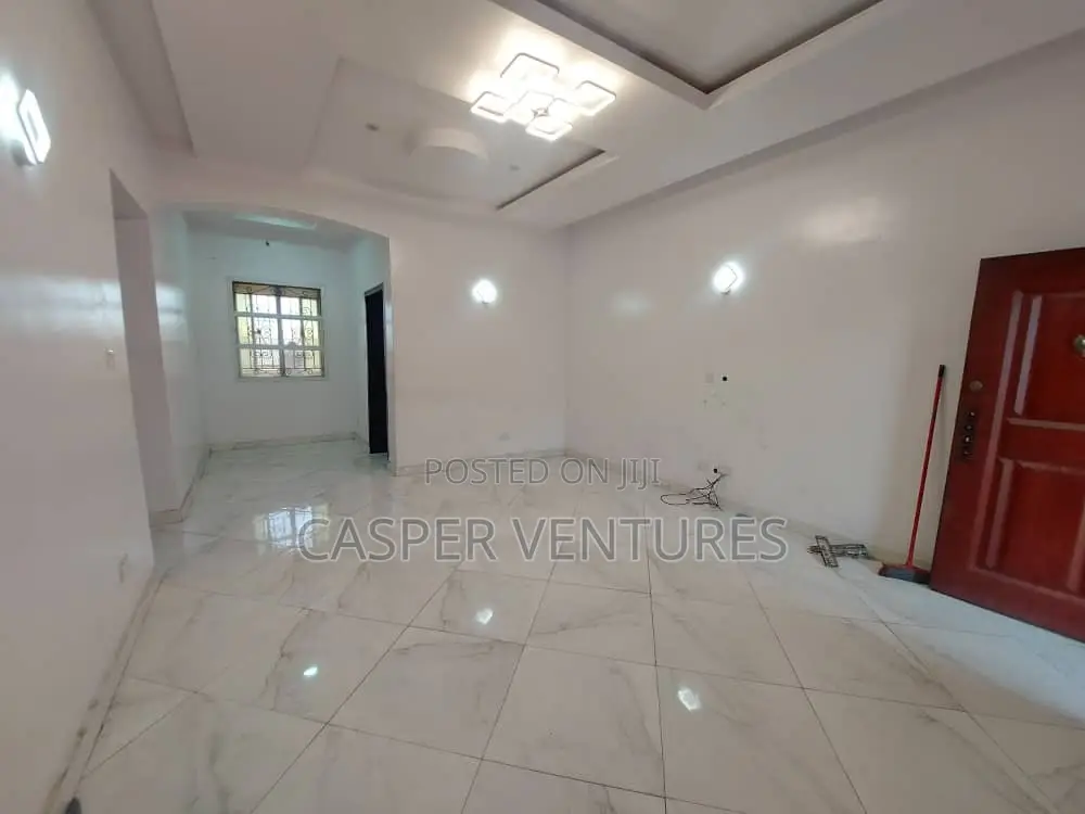2bdrm Apartment in Chevron for rent