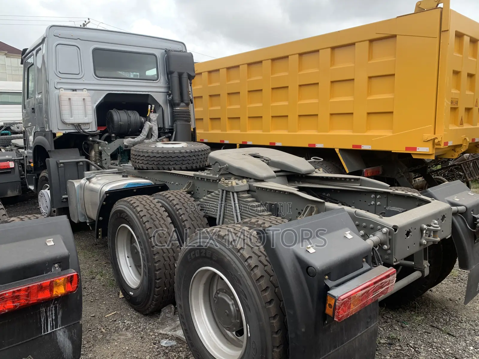 Foreign Used Howo Truck Tractor Head.