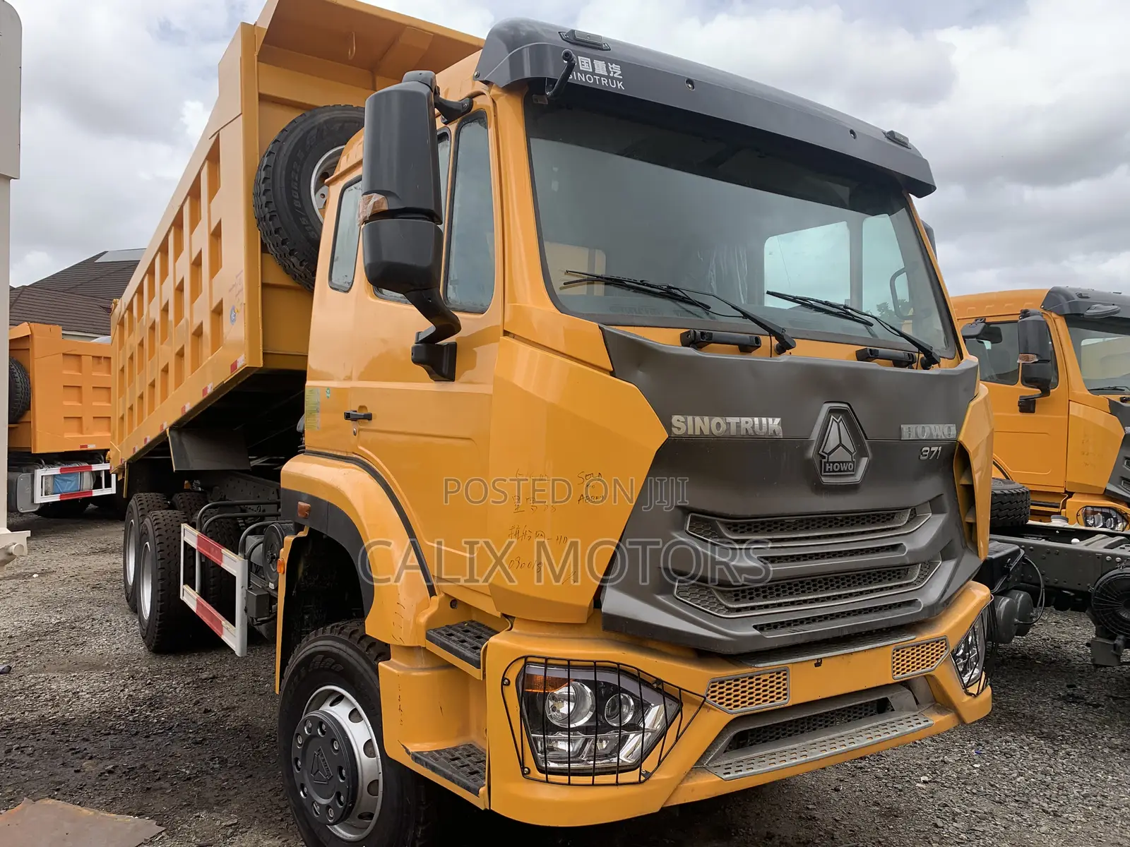 Foreign Used Howo Sinotruck Tipper 371hp