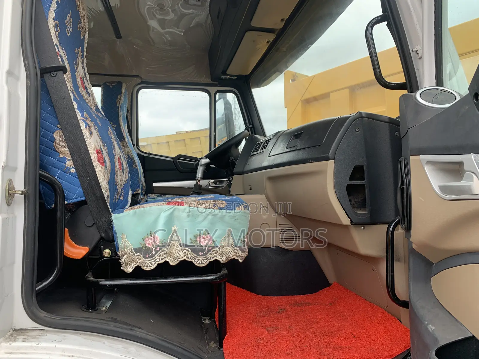 Foreign Used Howo Sinotruck Tractor Head.