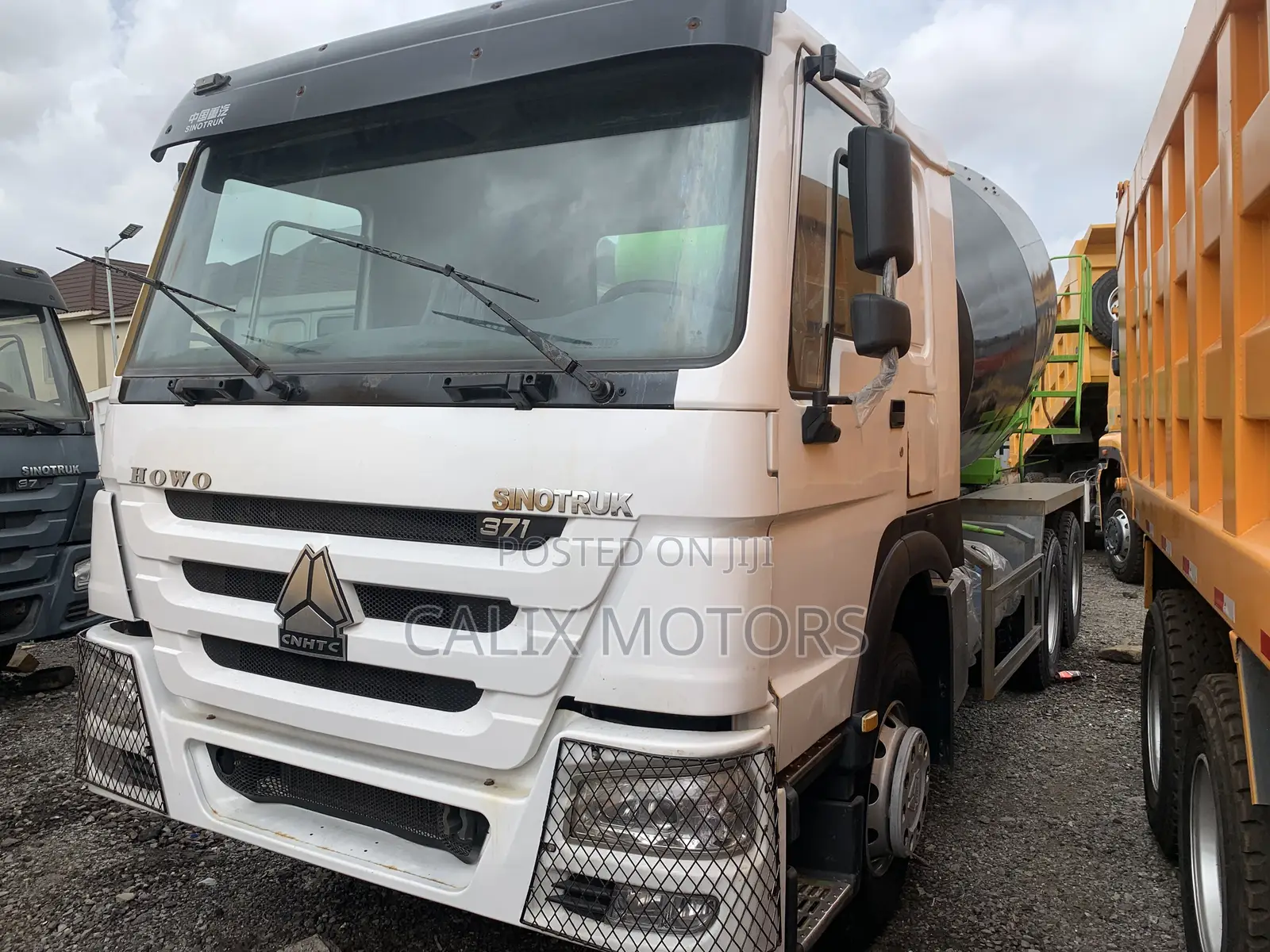 Foreign Used Howo Sinotruck Concrete Mixer.