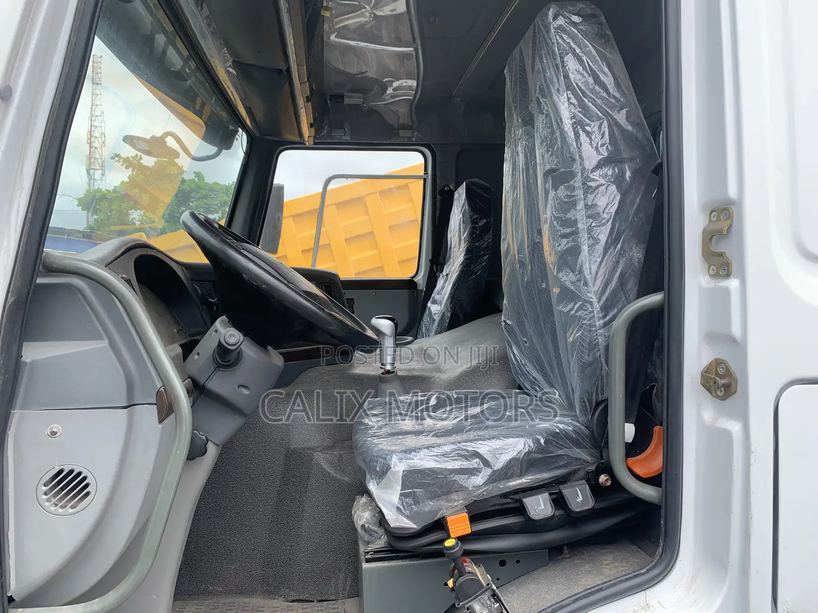 Foreign Used Howo Sinotruck Tipper 371hp.