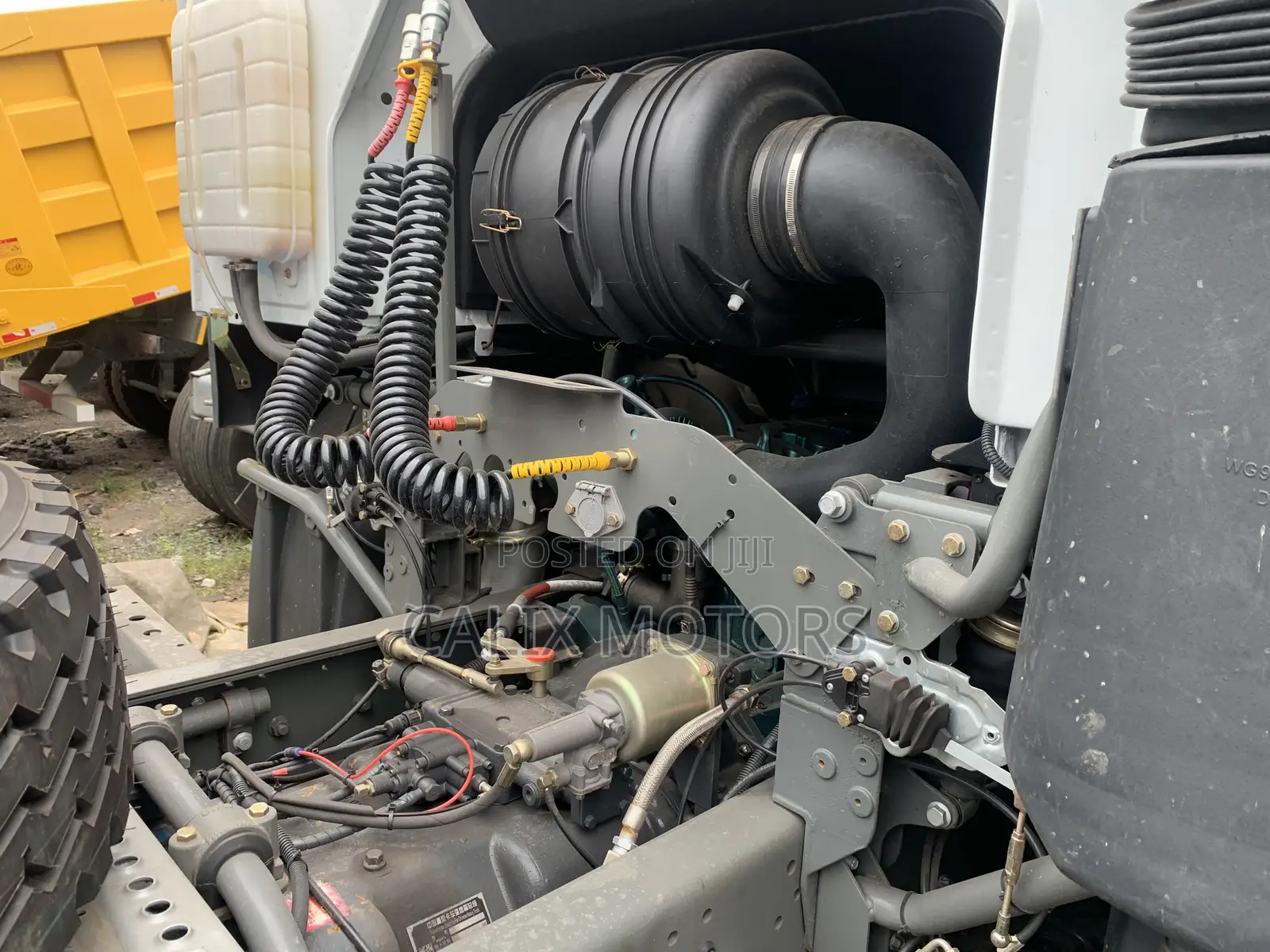 Foreign Used Howo Sinotruck Truck 371hp.