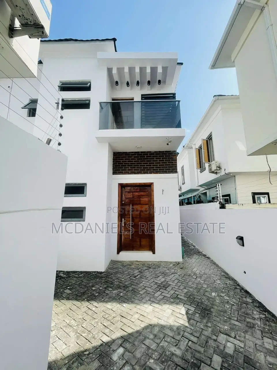 4bedroom Semi Detached Duplex at Idado