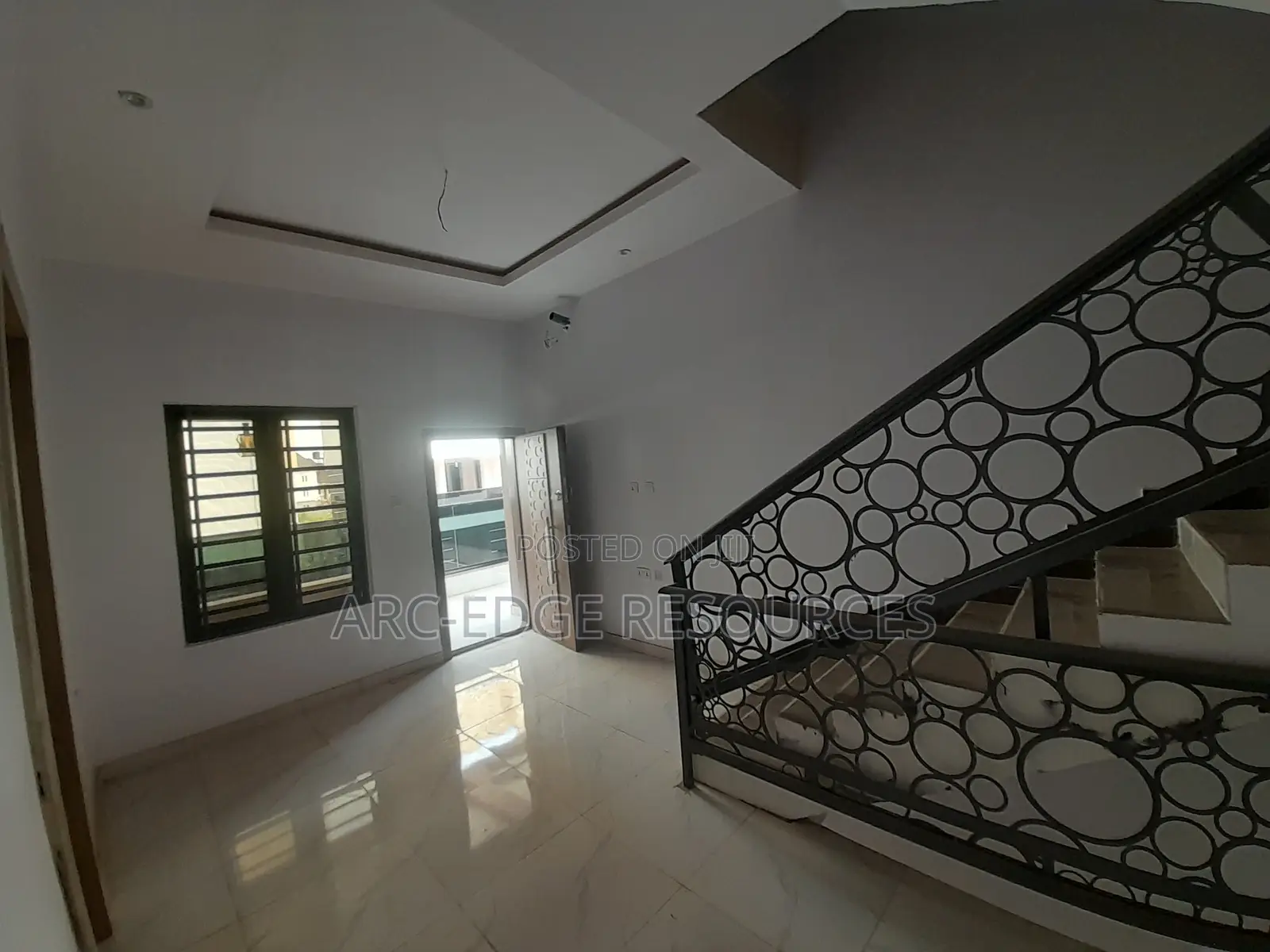 4bdrm Duplex in Ago Palace for sale