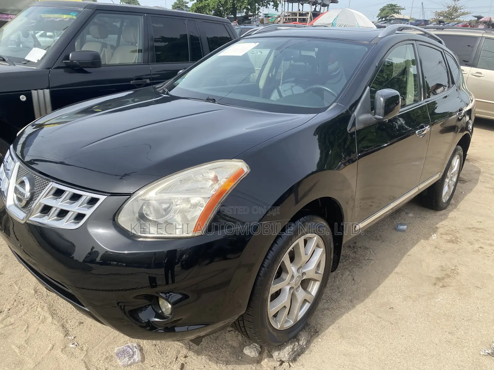 Nissan Rogue S 2011 Black