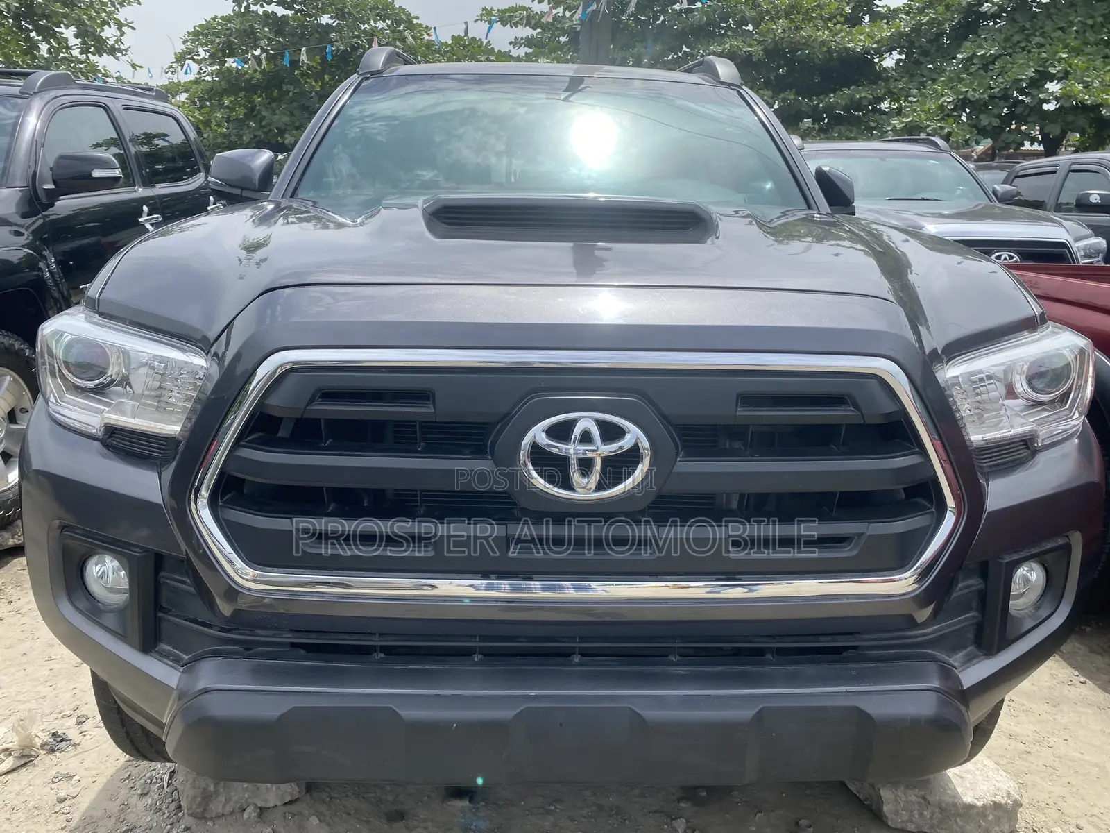 Toyota Tacoma 4dr Double Cab 2016 Black