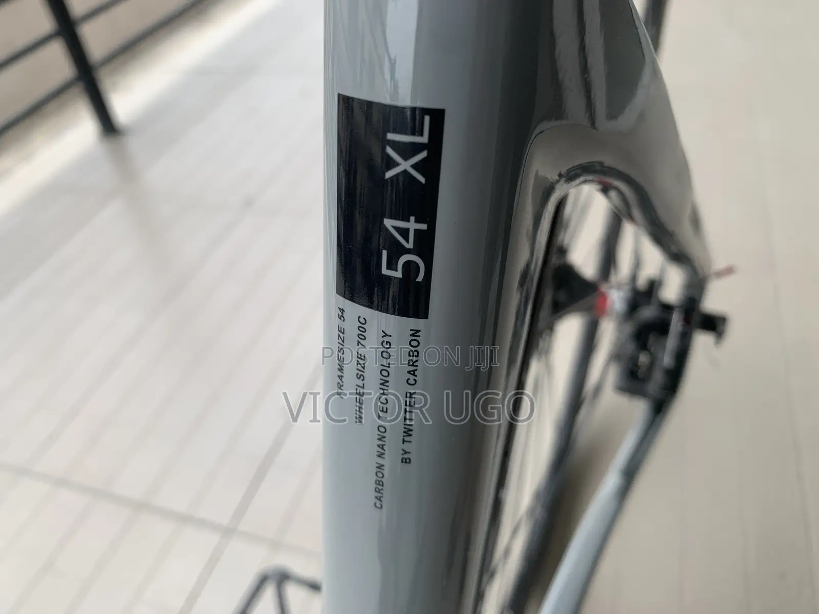 Twitter-Carbon Fiber Road Bicycle, R10