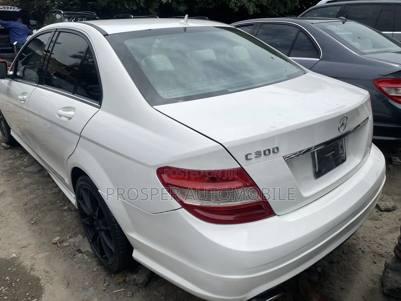 Mercedes-Benz C300 2010 White