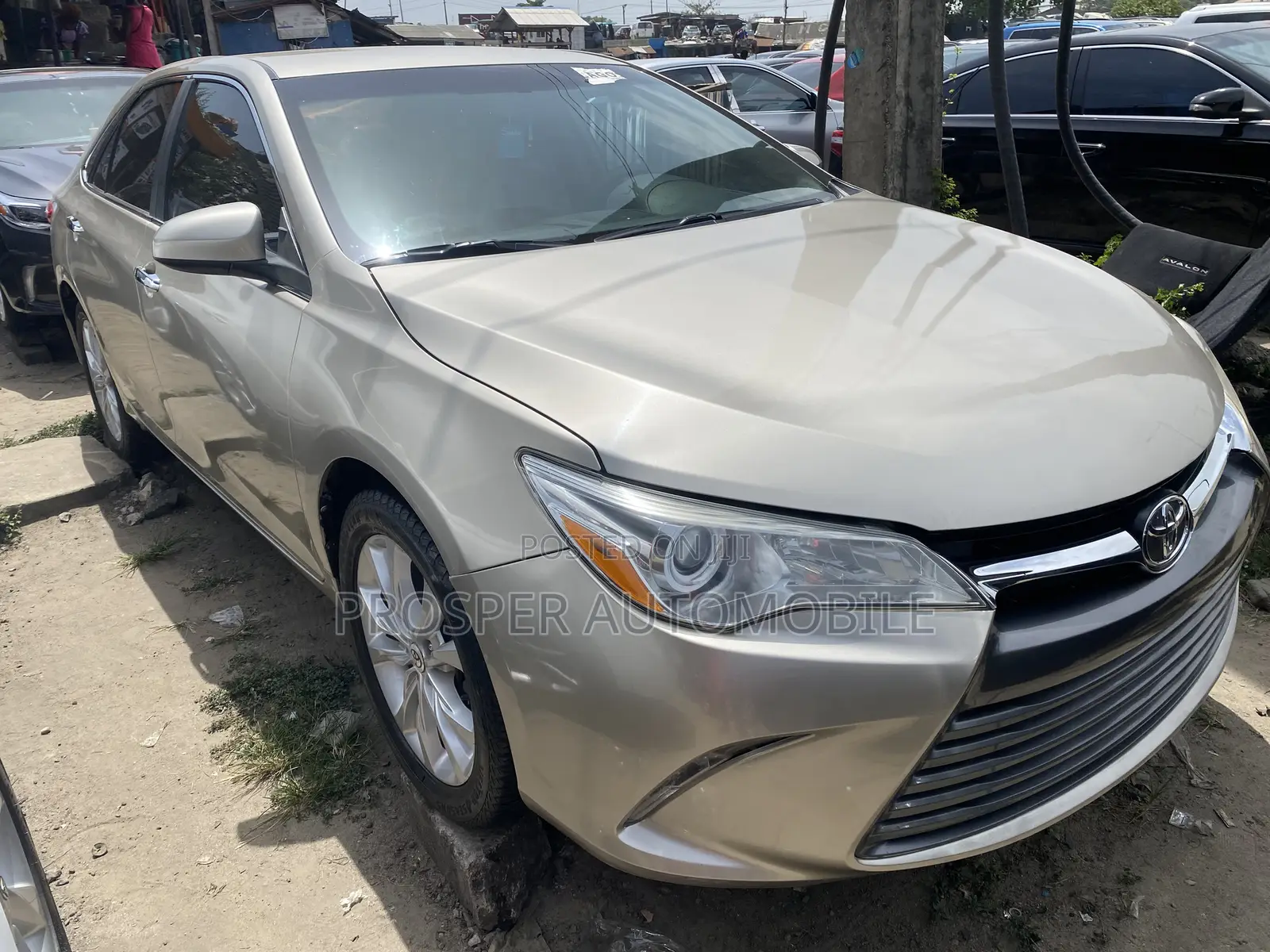 Toyota Camry 2015 Gold