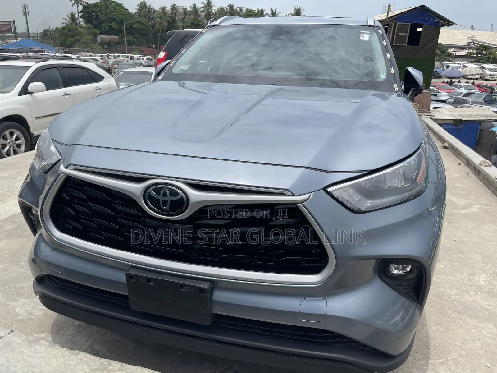 Toyota Highlander XLE AWD 2020 Gray