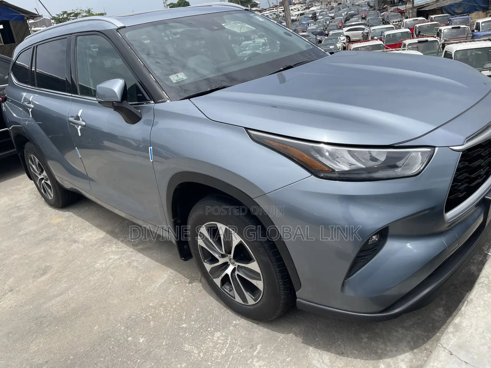 Toyota Highlander XLE AWD 2020 Gray