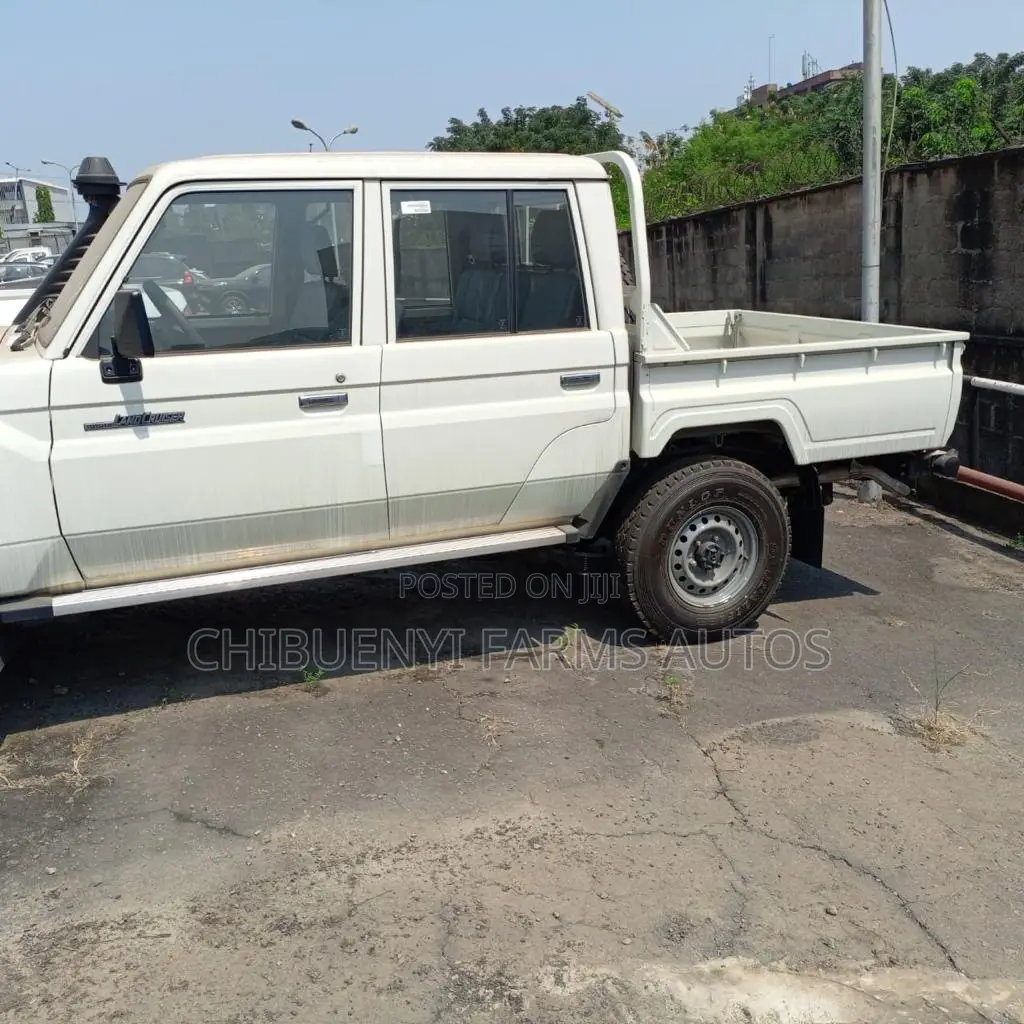 New Toyota Land Cruiser 3.5 Petrol 4WD 2022 White