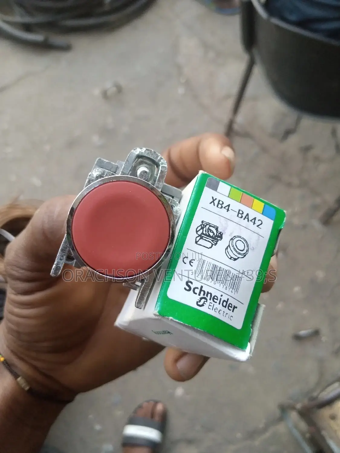 Schneider Electric Push Button