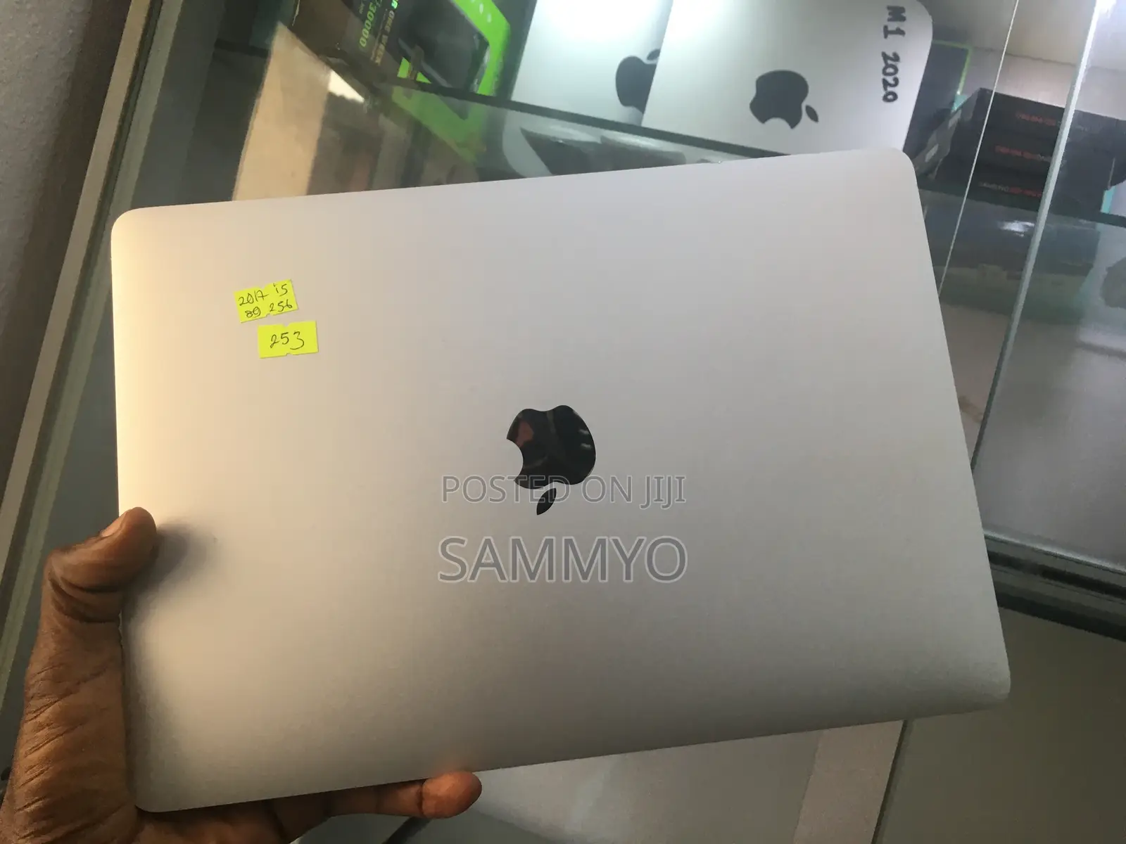 Laptop Apple MacBook Pro 2017 8GB Intel Core i5 SSD 256GB