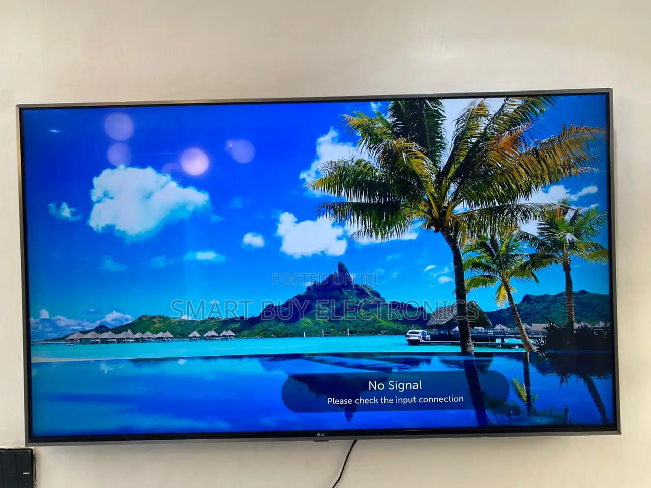 LG 49" Ultra Slim Frame UHD HDR Smart TV
