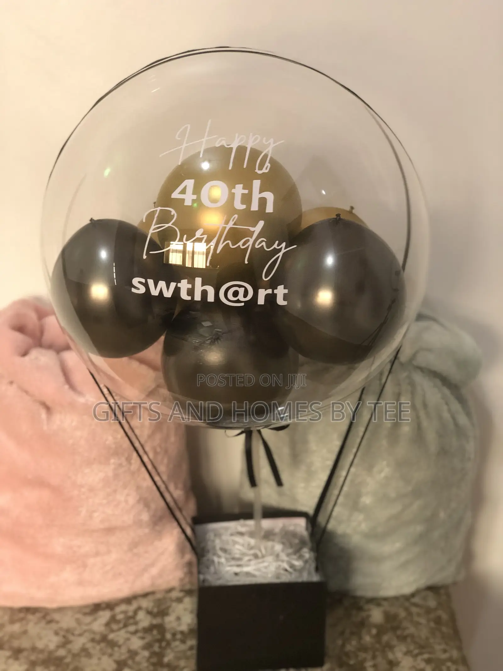Empty Square Shaped Balloon Gift Box