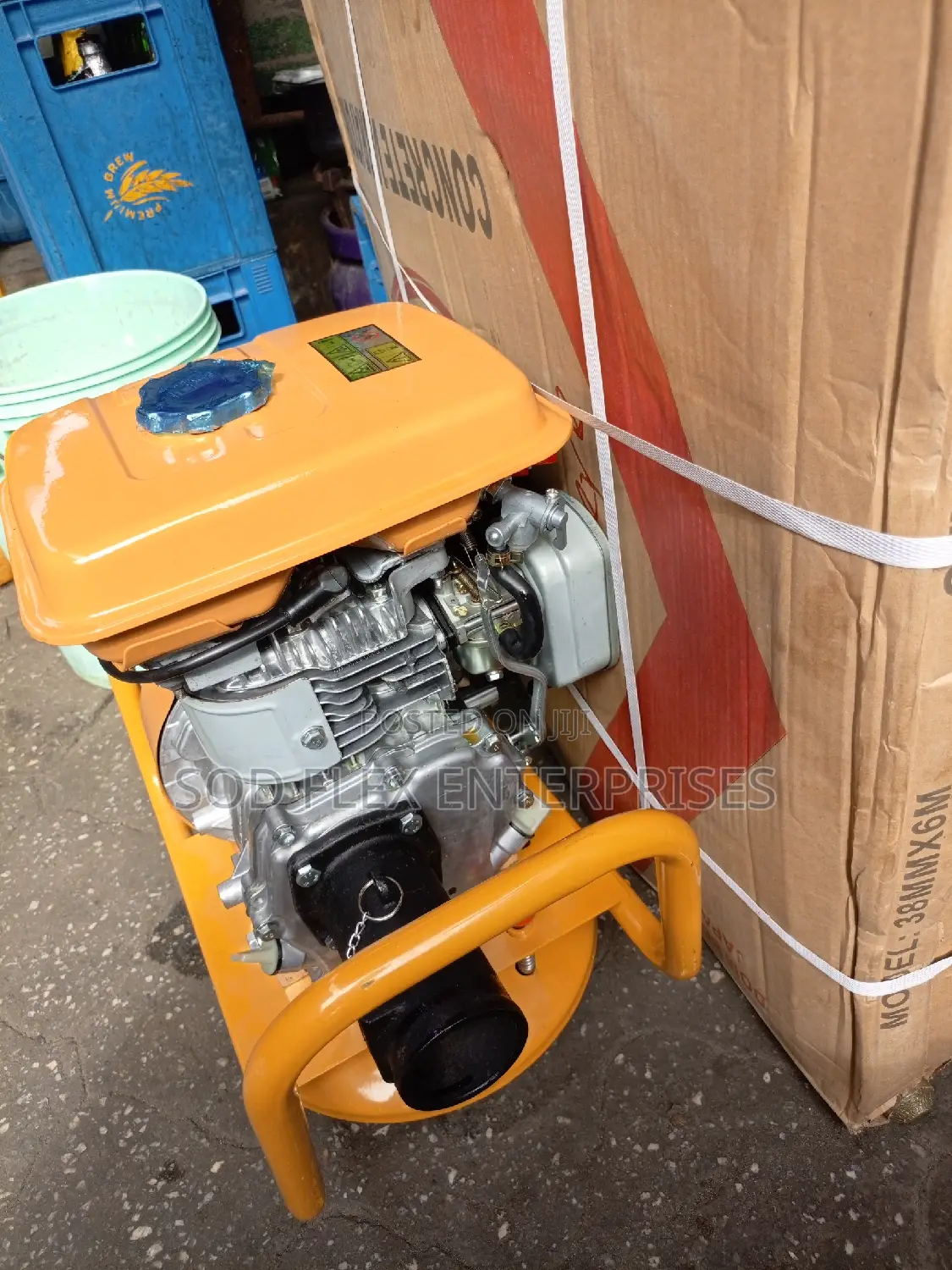Fuji Robin Industrial Vibrator Machine