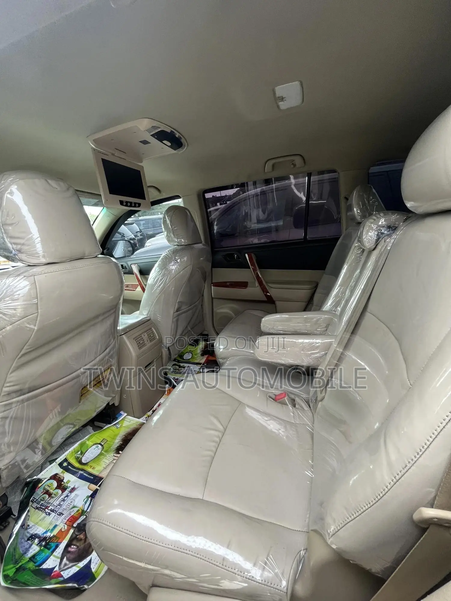 Toyota Highlander Limited 2010 White
