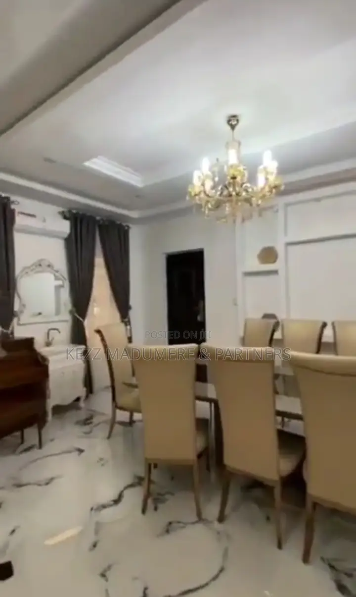 Furnished 6bdrm Duplex in Golf Estate Annex , for sale