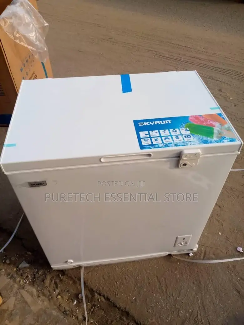 New Skyrun Chest Freezer 200 Liters