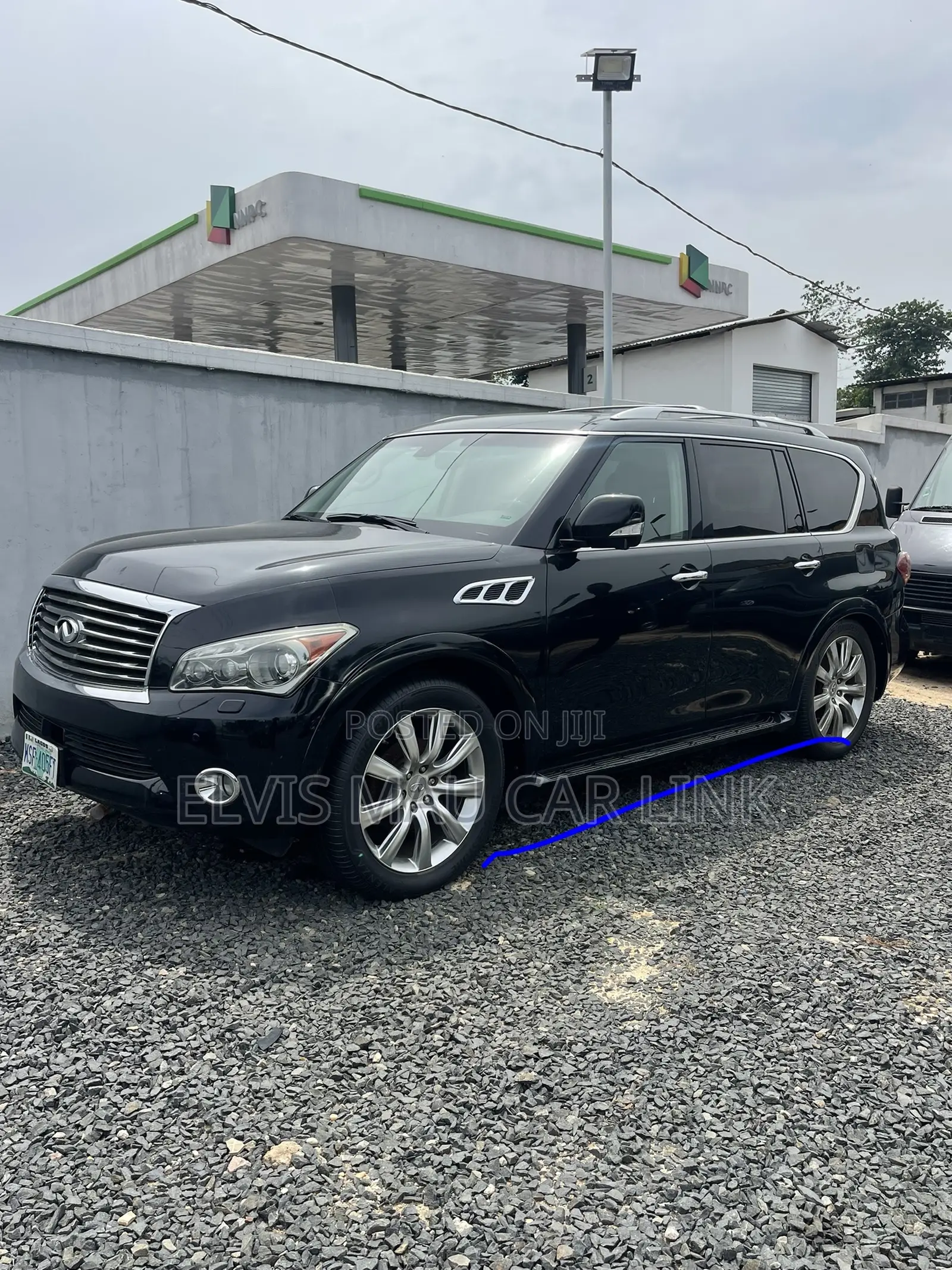 Infiniti QX56 2013 Black