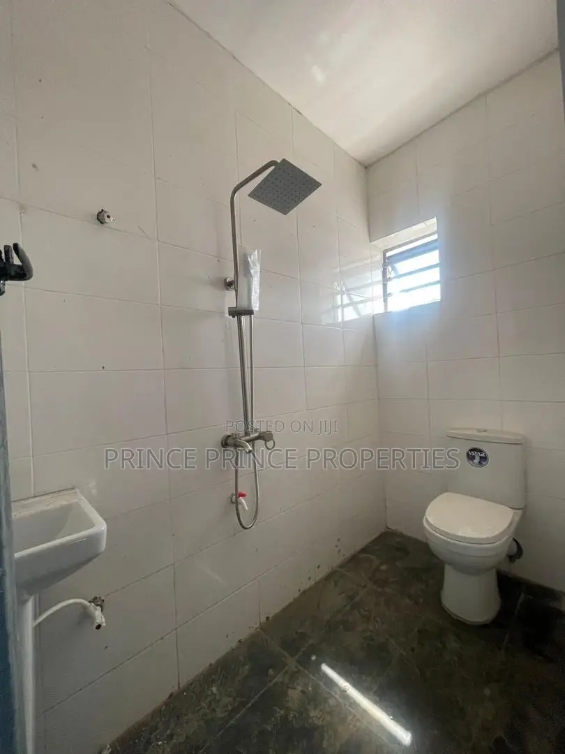 Furnished 2bdrm Block of Flats in Surulere for rent