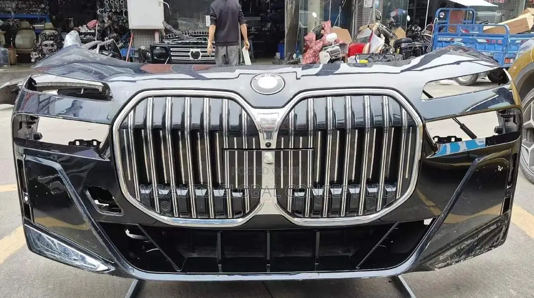 BMW 7 Series 2023 Front Cut