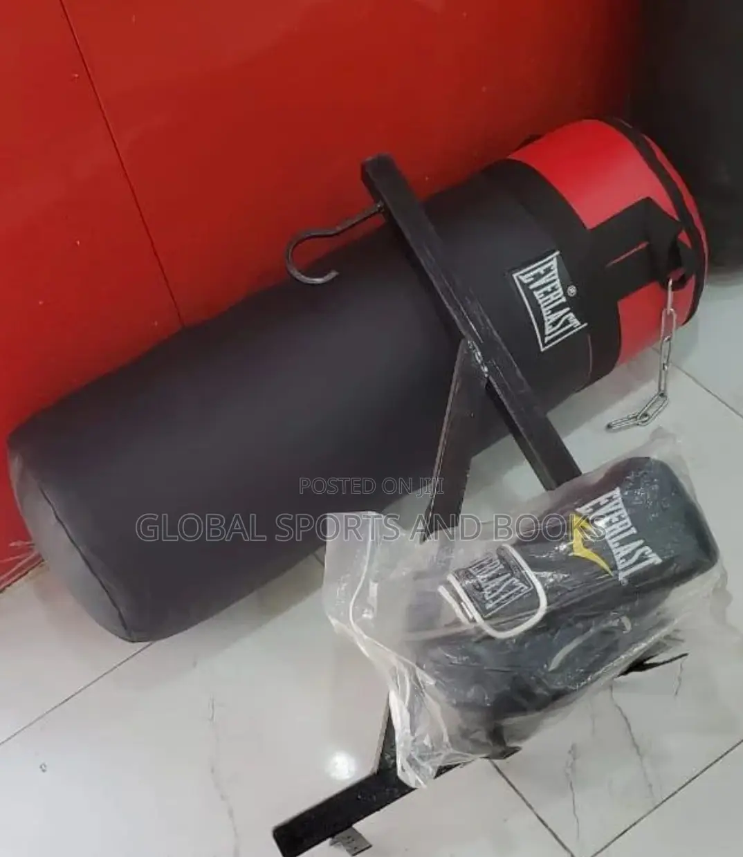 3 In 1 Combo Of Punching Bag, Hanger And Boxing Gloves