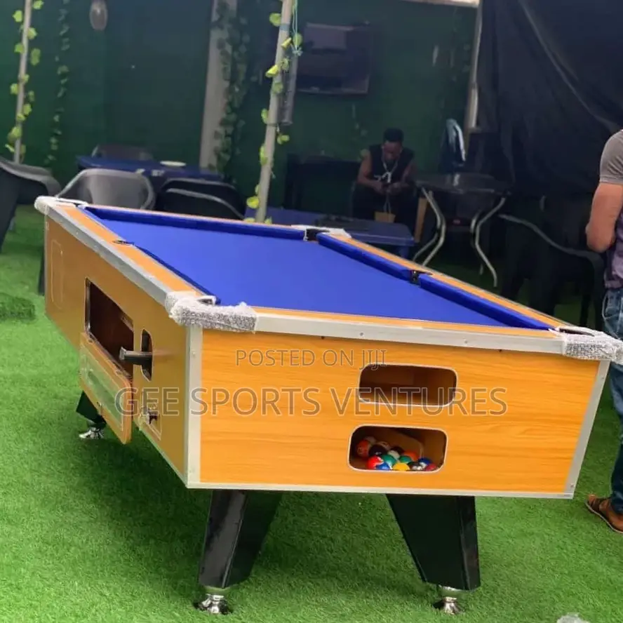 7ft Nice Coin Operated Snooker Table