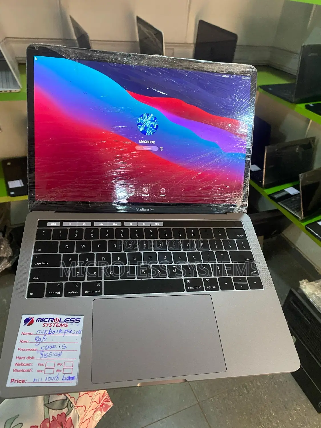 Laptop Apple MacBook 2018 8GB Intel Core I5 SSD 256GB