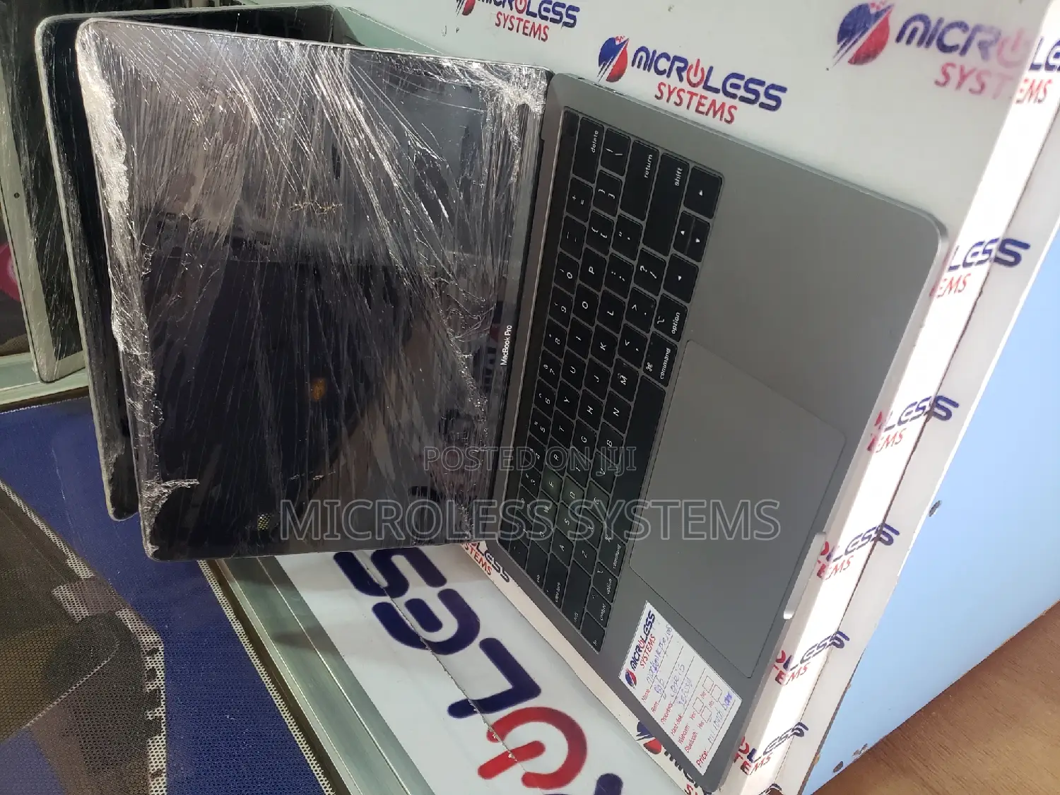 Laptop Apple MacBook 2018 8GB Intel Core I5 SSD 256GB