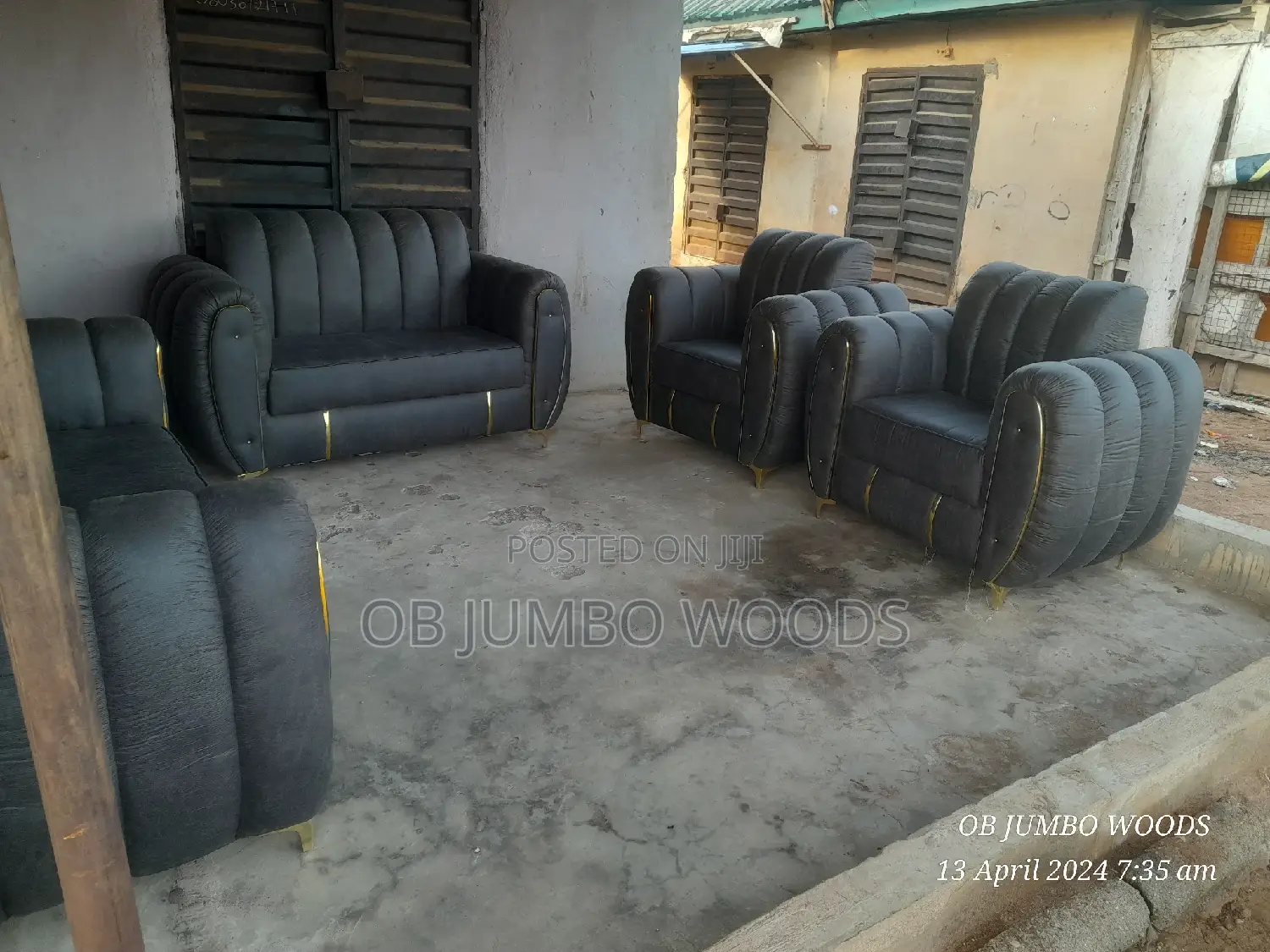 Classic Sofa Set