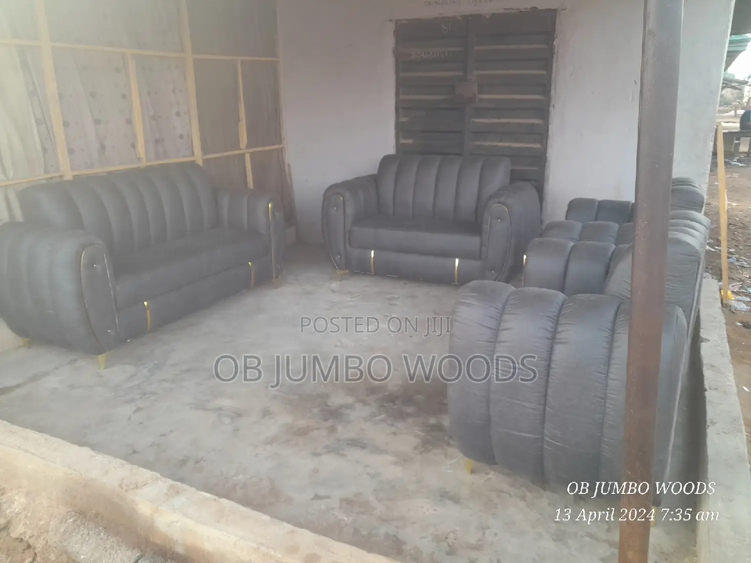 Classic Sofa Set